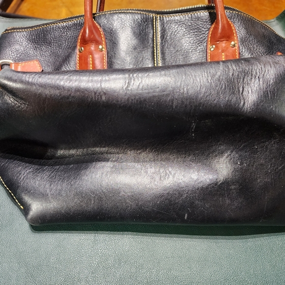 Dooney and Bourke tote - Picture 3 of 6